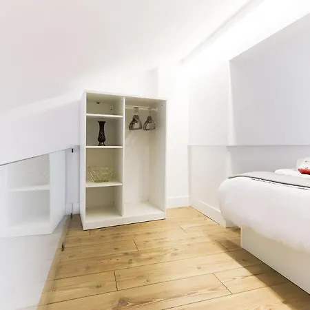 Charming Santos By Homing * Lisbon